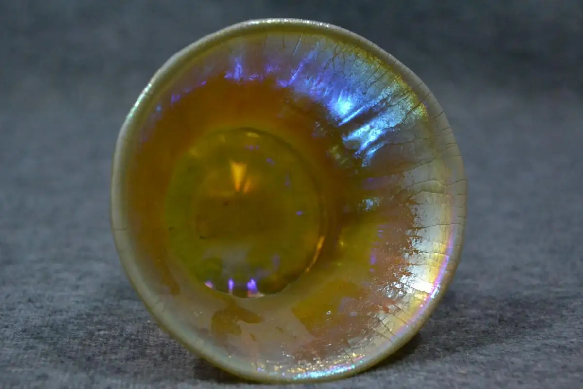 Glasschale, Loetz,schöne gold-rot irisierende Schale, 30er Jahre 2