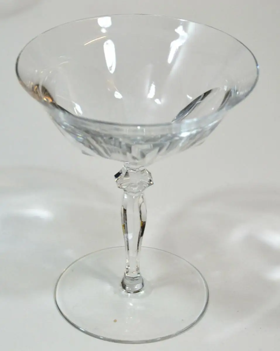 Sektschalen,9 St.klassisch geschliffen,ähnl.Moser ,wohl 1960 0