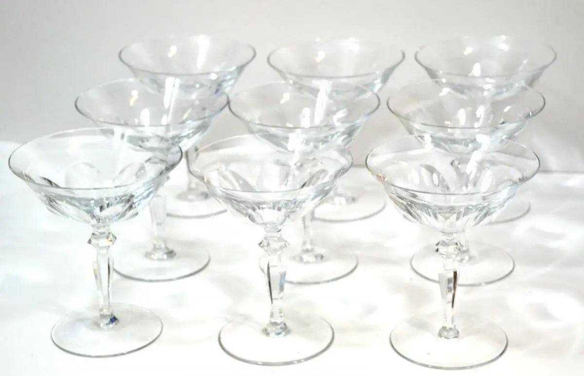 Sektschalen,9 St.klassisch geschliffen,ähnl.Moser ,wohl 1960 3