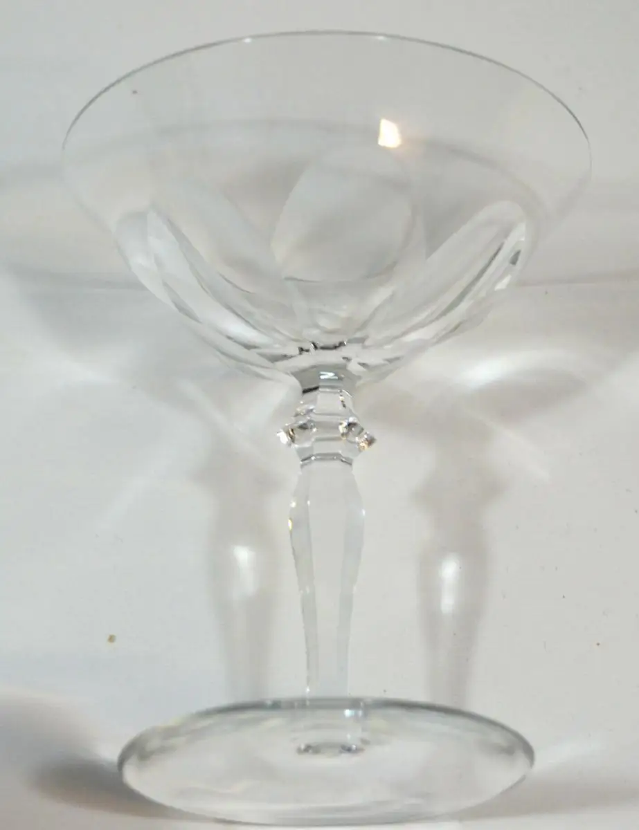 Sektschalen,9 St.klassisch geschliffen,ähnl.Moser ,wohl 1960 4