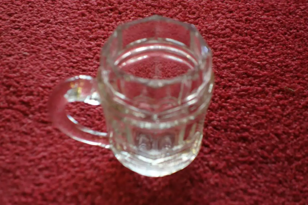 Bowlenset, Glas, geschliffen, Böhmen Mitte 19 Jh, Gefäß, Glastablett, 24 Gläser 3