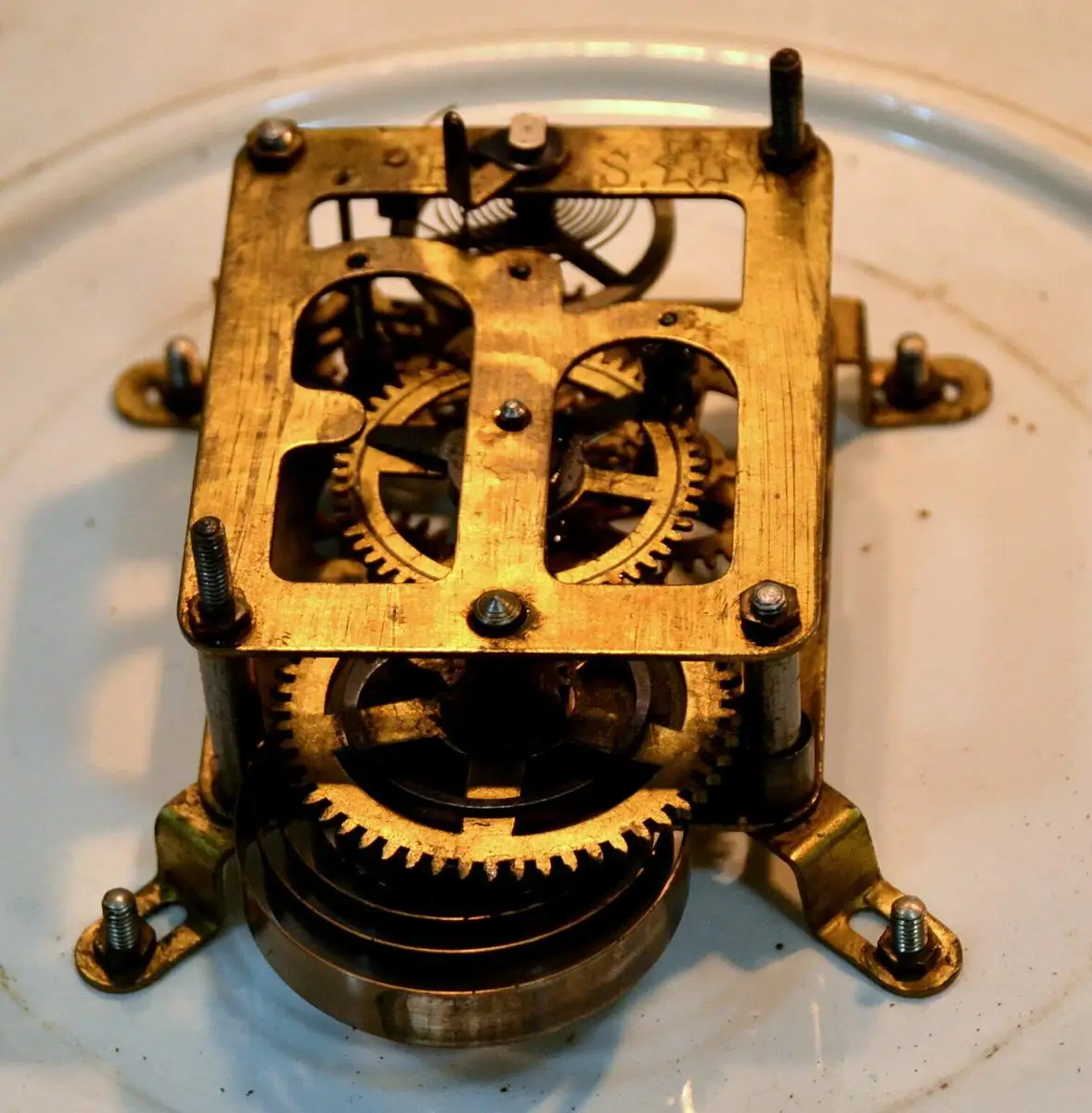 Wanduhr,Küche,Junghans,Keramik  mit Obstdekor (Pflaumen) ,aus Sammlungsauflösung 5