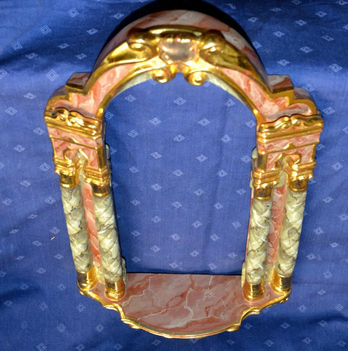 Wandkonsole,Rahmen,für Madonna geschnitzt, gold gefasst,Süddeutsch,Weichholz 2