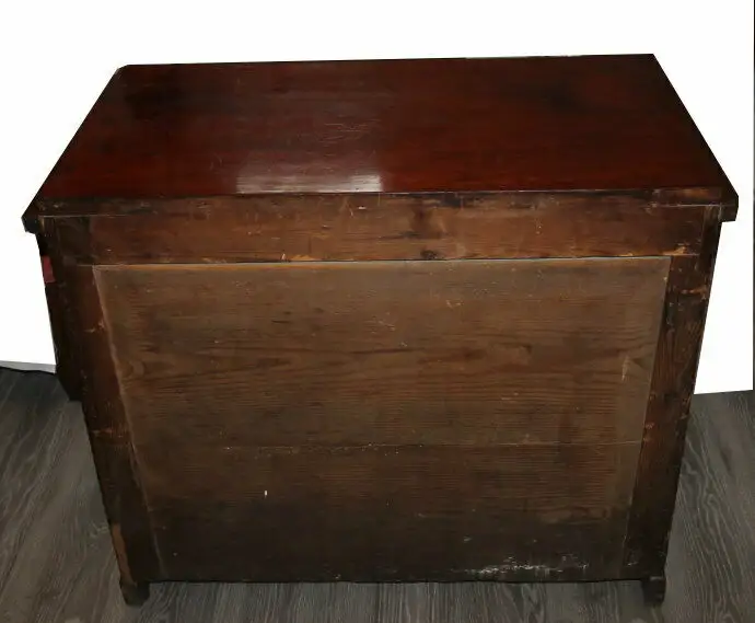 Biedermeier-Kommode,3-schübig,Norddeutschland,Mahagoni,leicht konische Form 3