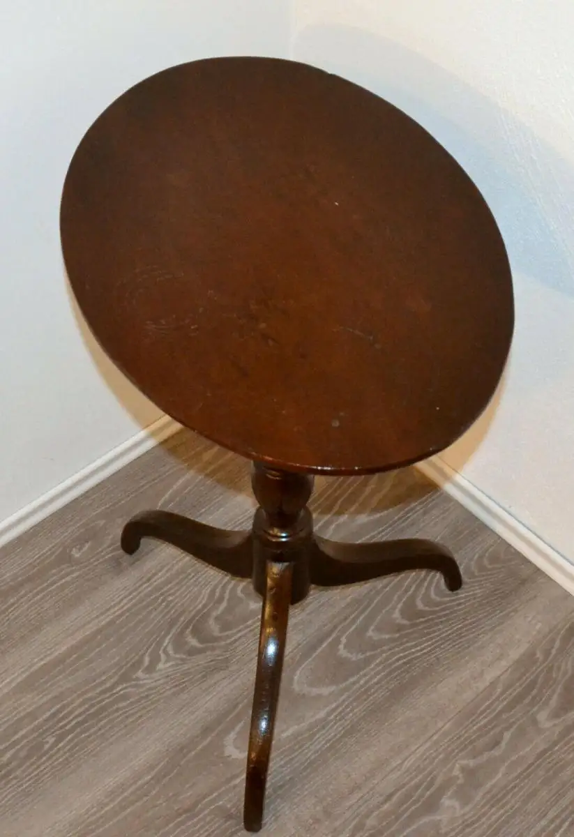 Möbel,kleiner ovaler Beistelltisch,England,Mitte 19.Jhdt,Mahagoni 2