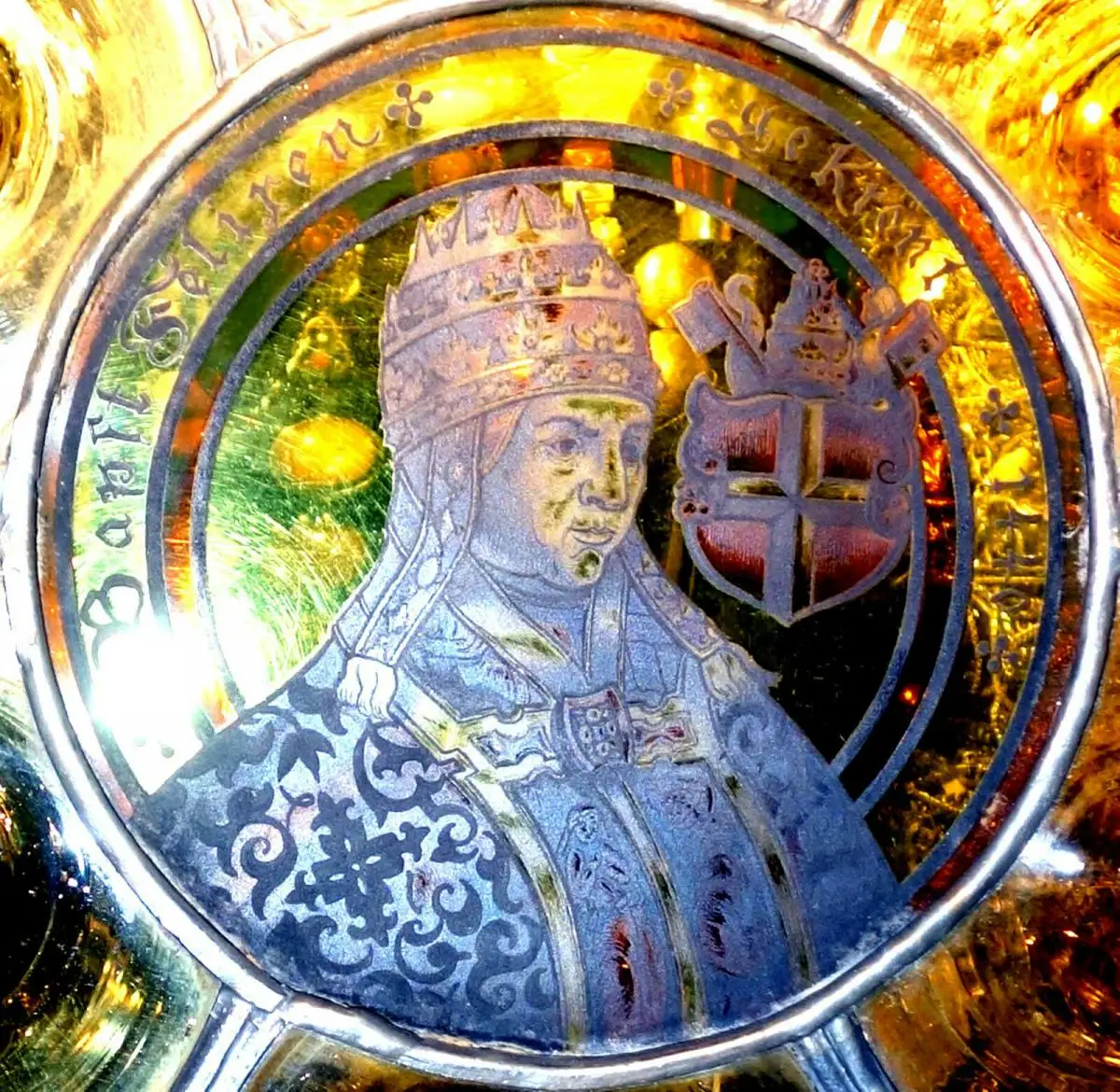 Glasmalerei,bleiverglast,Darstellung des Papst Felix V,1440, 3
