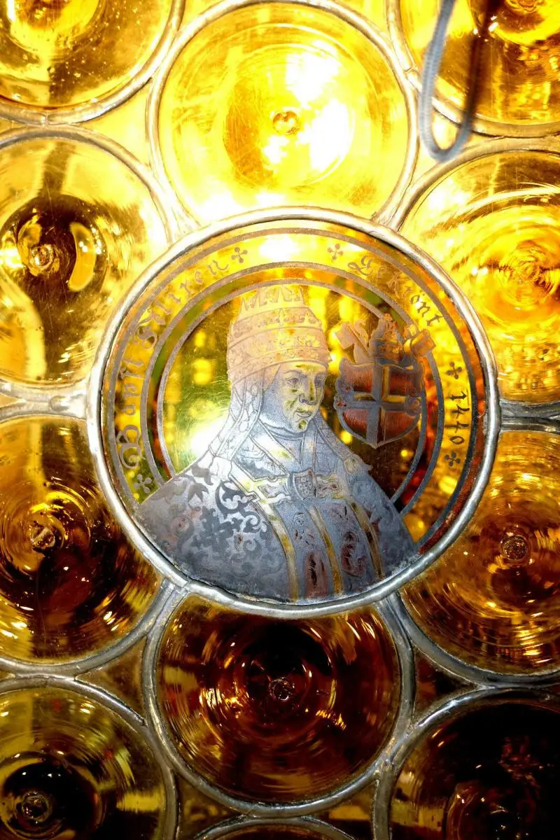 Glasmalerei,bleiverglast,Darstellung des Papst Felix V,1440, 4