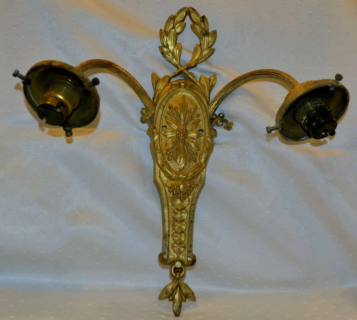 Wandlampe,zweiarmig,vergoldet,um 1900,wohl Großbritannien 0