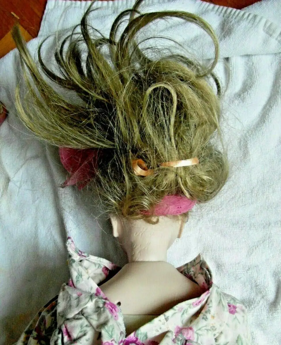 Künstlerpuppe „Marion 84“ von Hildegard Günzel 6