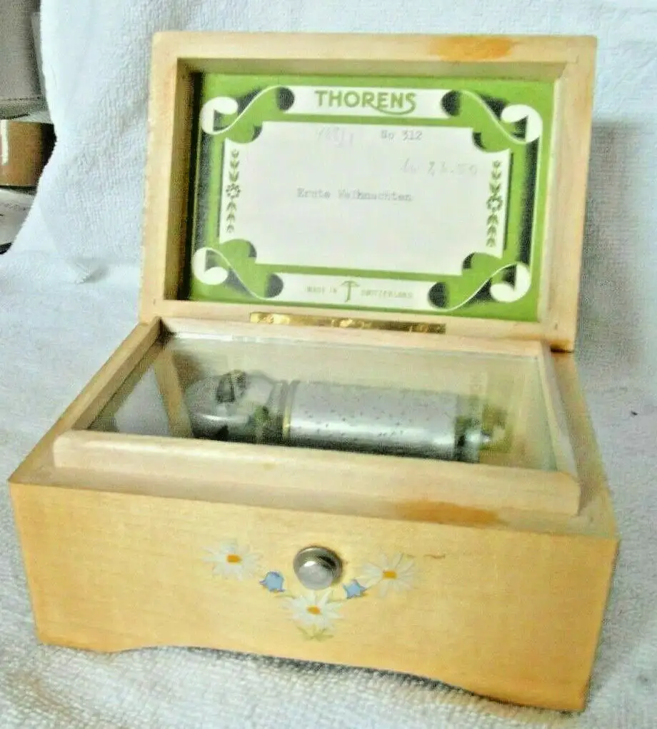 Spieluhr „Erste Weihnachten“ von THORENS in der Originalschachtel 4