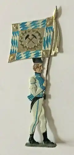Konvolut von 8 Zinnfiguren darunter Alois Hingerl, der „Münchner im Himmel“