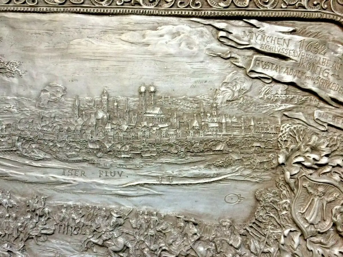 Zinn-Relief „München 1632 Schlüsselübergabe an König Gustav Adolf von Schweden“ 3
