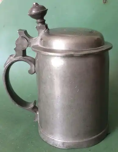 Bierkrug aus Zinn mit Deckel, ca. 1900