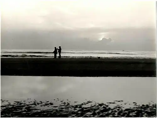 Original-Photographie von Gert Mähler „Abend am Meer (Zandvoort NL)“