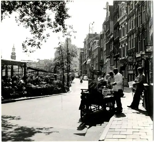Original-Photographie von Gert Mähler „Amsterdamer Blumenmarkt 1961“