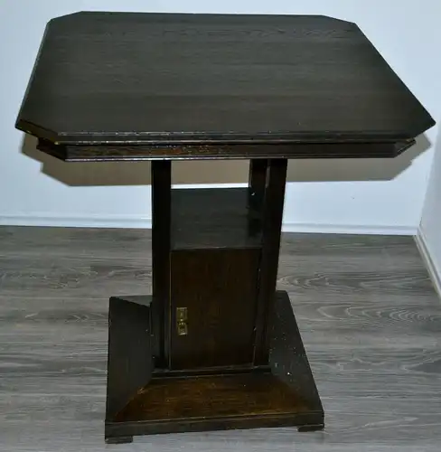 Bartisch,Eiche dunkel,mit Box a.d.Sockel,quadratisch,70x70 cm,ca 1920/30,