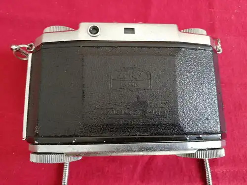 Zeiss Ikon Contina, 45mm, mit Umhängekette aus Metall, Made in Germany,Stuttgart