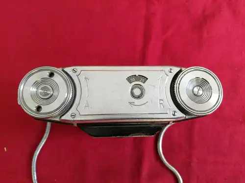 Zeiss Ikon Contina, 45mm, mit Umhängekette aus Metall, Made in Germany,Stuttgart