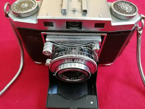 Zeiss Ikon Contina, 45mm, mit Umhängekette aus Metall, Made in Germany,Stuttgart