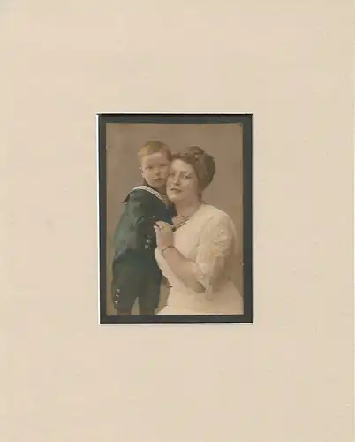 Antike Fotografie, Mutter mit Kind, Iserlohn, koloriert, ca 1910
