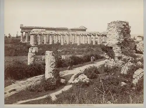 Fotografie, Giacomo Brogi, Pesto, Tempio di Nettuno e Basilica, #5127, ca 1880