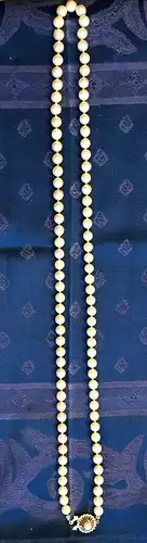 Schmuck,Akoja Perlenkette,Ø 6 mm,39 cm,20.Jhdt,14 Kt WG-Verschluß+Rubine