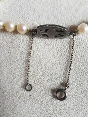 Schmuck,Perlenkette,Zucht,Ø 4-8 mm,weiß,23cm dp.-reihig,,20.Jhdt.