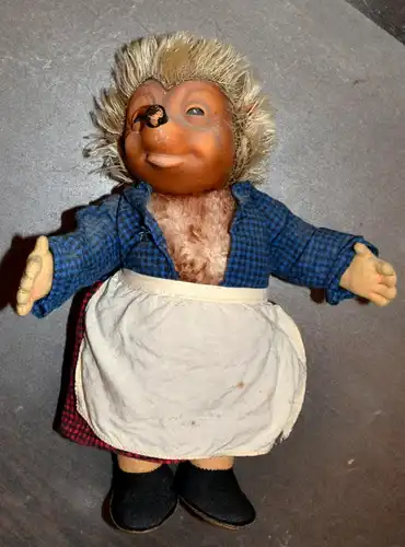Steiff, Mucki,ohne Fahne,staubig,am Schuh beschädigt,wohl nach1951