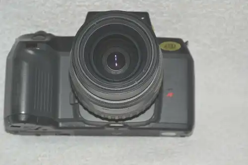 Pentax SF 7, Spiegelreflexkamera,Pentax-F Zoom 1:3,5-4,5.Mit Gebrauchsanleitung