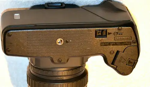 Pentax SF 7, Spiegelreflexkamera,Pentax-F Zoom 1:3,5-4,5.Mit Gebrauchsanleitung
