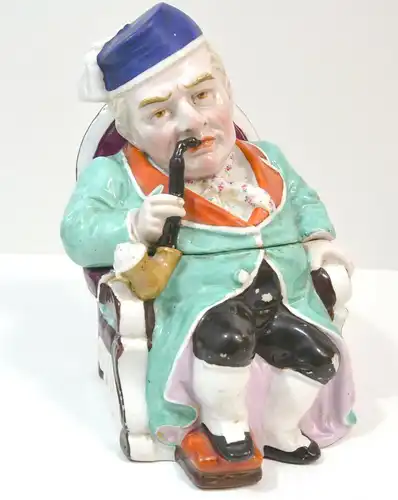 Tabaksdose,Porzellanfigur,zweiteilig,Raucher im Sessel,19.Jhdt.