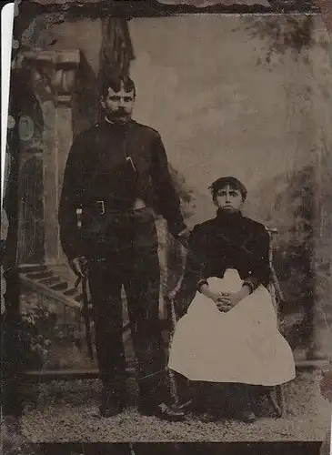Fotografie,Ferrotypie,, s/w,,Soldat mit junger Frau, auf Metall, vor 1900