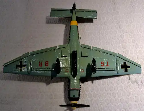 Flugzeugmodell, Junkers JU 87, aus Papier handgefertigt! kein Baukasten o.ä.