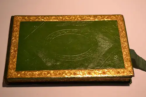 Briefschatulle, Poesiealbum,ab 1840-70, Karton lackiert,mit vielen Briefen,Etui