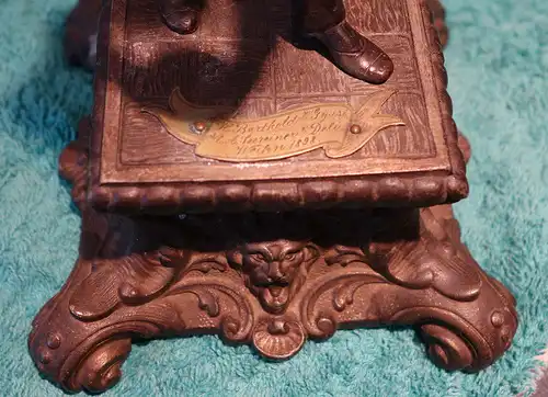 Bronzeskulptur Kegler, dat.1898, Seereiner, Gyusi, Sockel Zinkguß