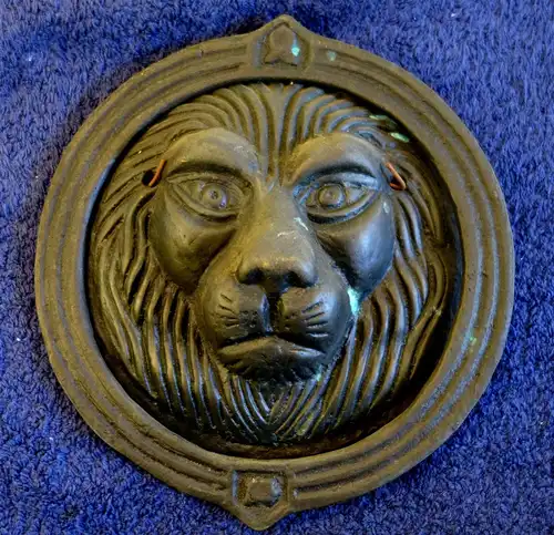 Türklopfer,Löwenkopf mit großem Ring,Eisen,um 1850