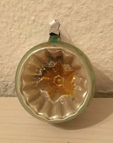 Baumschmuck,Kugel silber-grün bemalt,Glas,ca.1960,zum Aufhängen