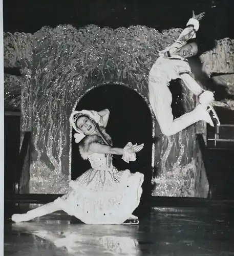 Fotografie, Eiskunstlauf, Icecapades, Käthe Saller, Fred Emanuel, etwa 1952