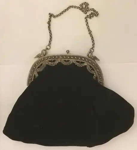 Kleine Handtasche aus dunkelbl. Samt mit Bügel aus 800er Silber, frühes 19. Jhdt