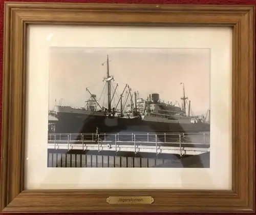 Original-Photographie des Fracht- und Passagierschiffes MS „Jagersfontein“