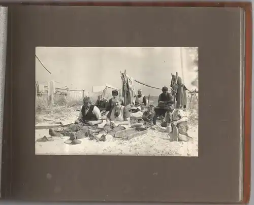 Altes Photoalbum mit 63 Aufnahmen von einem Urlaub am Meer 1920er Jahre