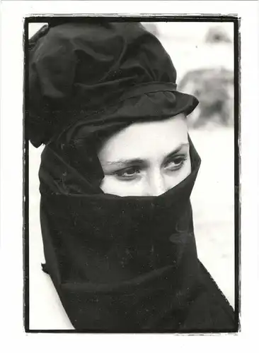 s/w Original-Portraitphoto,Angelo Sauarese 17,5 x 24 cm, um 1980