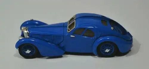 Modellauto "Bugatti Typ 57 SC", Baujahr 1938