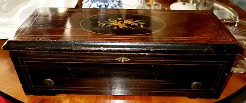 Walzenspieluhr,1880,6 Melodien,schöner Zustand,funktioniert,intarsiert Holzbox