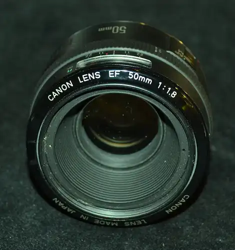 Canon Objektiv EF 50mm 1:1.8, Nr .1258513