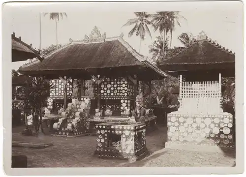Originalphotographie eines Tempels auf Bali wohl von Thilly Weissenborn