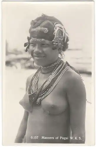 Sieben alte s/w Ansichtskarten ca. 1900 mit Darstellungen von Eingeborenen