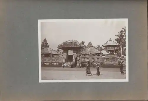 Altes Jugendstil-Photoalbum mit 24 Originalphotographien aus Bali um 1905