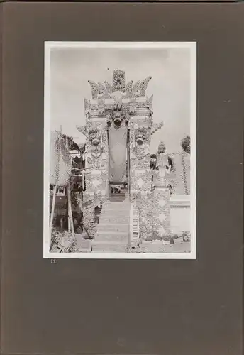 Altes Jugendstil-Photoalbum mit 24 Originalphotographien aus Bali um 1905