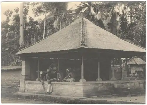 Original-Photographie Ländliche Szene mit Personengruppe in der Region Banjar